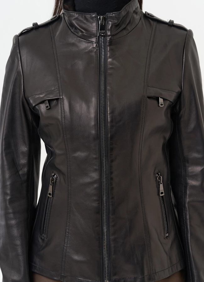 Женская кожаная куртка модель № 20500 универмаг малина