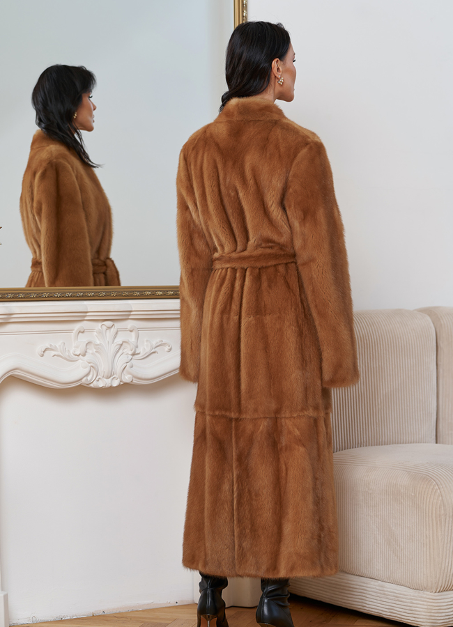 Женская длинная шуба из меха норки модель № 30696 в кредит