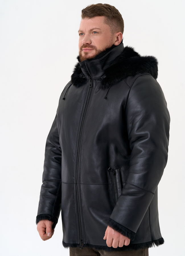 Мужская дубленка черного цвета с капюшоном модель № 31792 универмаг малина