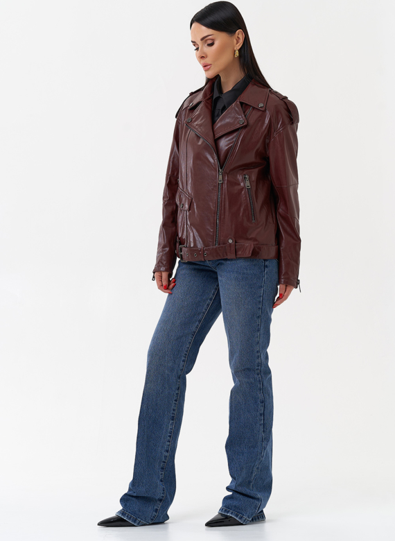 Женская косуха бордового цвета