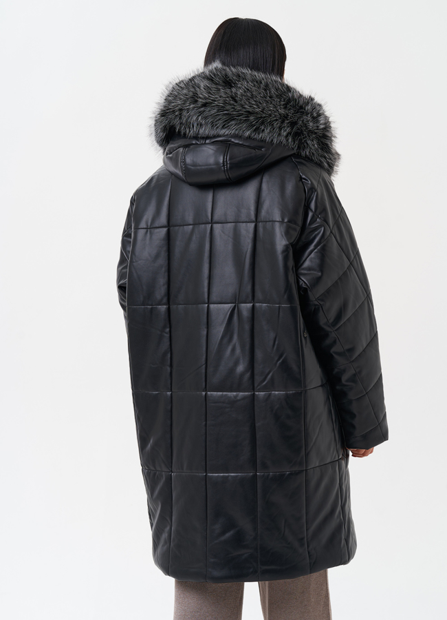 Пуховик из эко кожи с капюшоном из эко меха  модель № 27708 универмаг малина