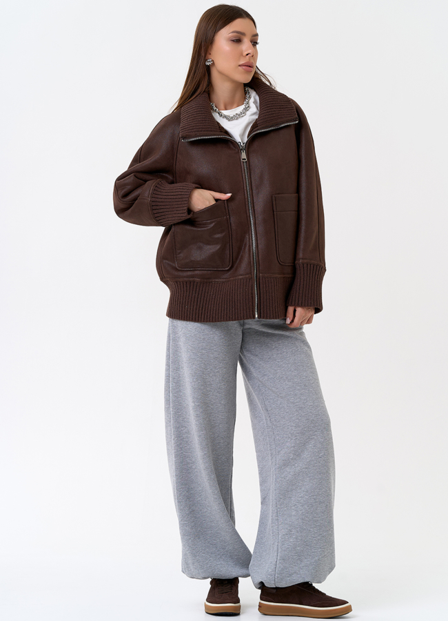 Женский двухсторонний бомбер из эко замши в коричневом цвете модель № 31436 универмаг малина