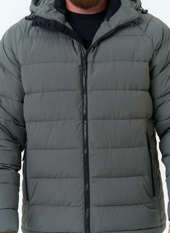 Мужской пуховик с капюшоном  фото