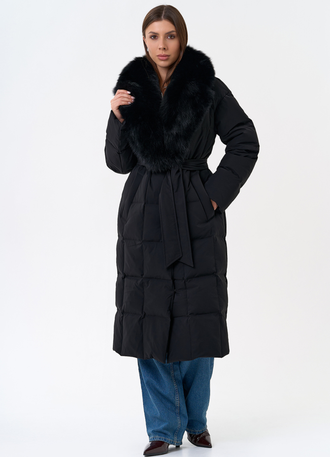 Женский пуховик с воротником из меха песца в черном цвете модель № 31416 меха малина