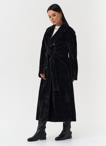 Утепленное пальто из эко меха