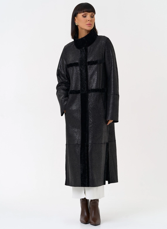 Женская двухсторонняя дубленка черного цвета