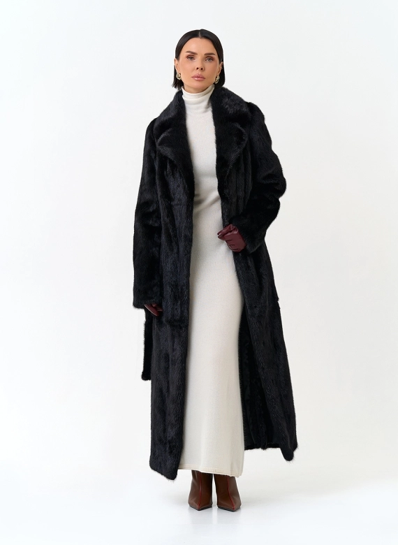 Удлиненная шуба из меха норки фото