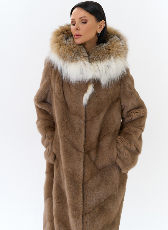 Норковая шуба с рысью
