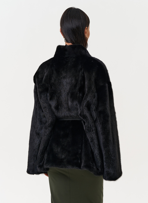 Норковый жакет черного цвета