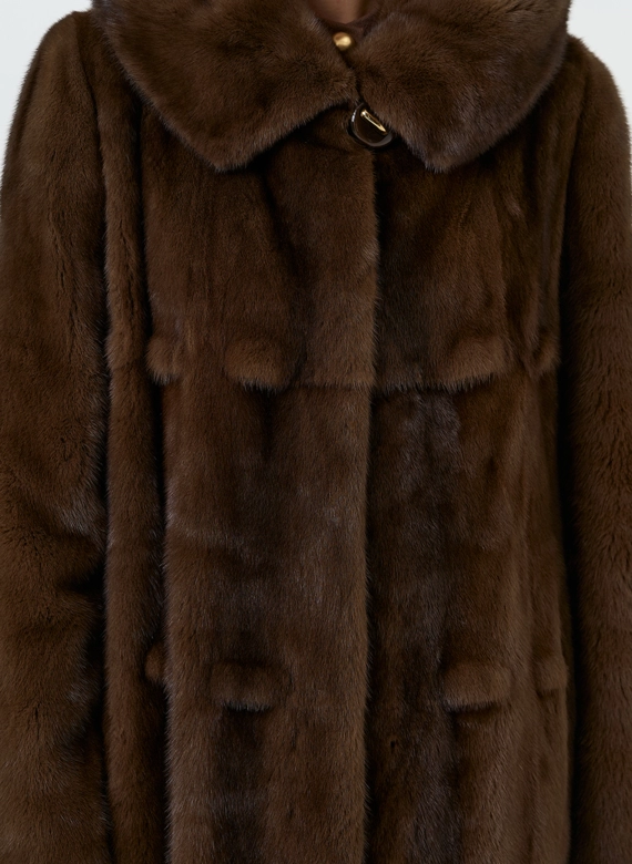 Женская шуба из меха норки с капюшоном 