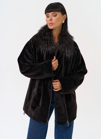 Дубленка натуральная с воротником из меха лисы