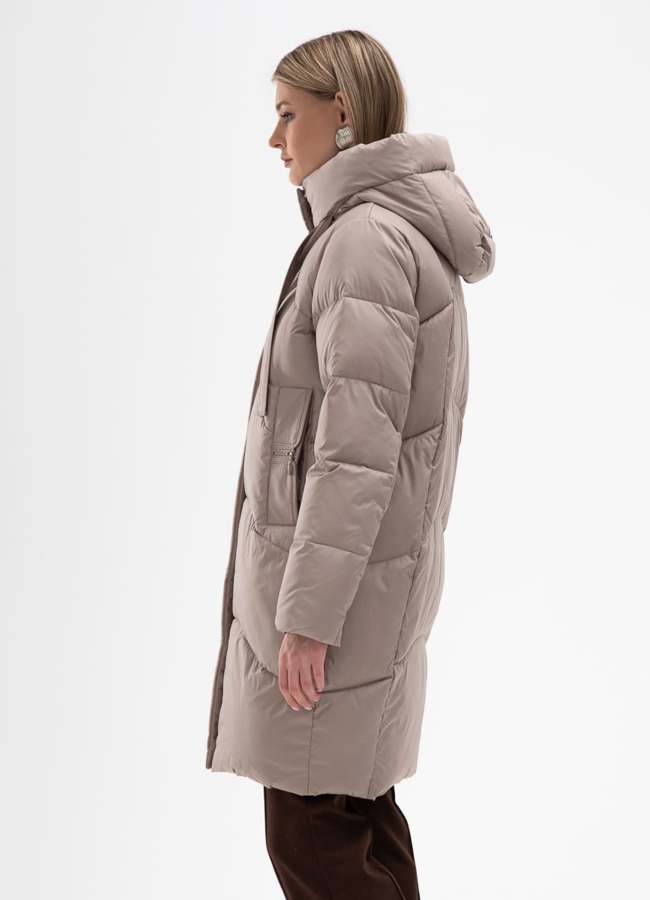 Женский пуховик  капюшоном модель № 31127 универмаг малина